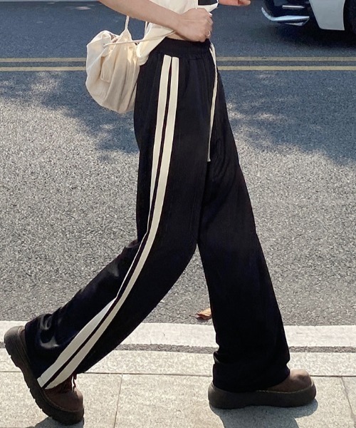 サイドラインスウェットストレートパンツ