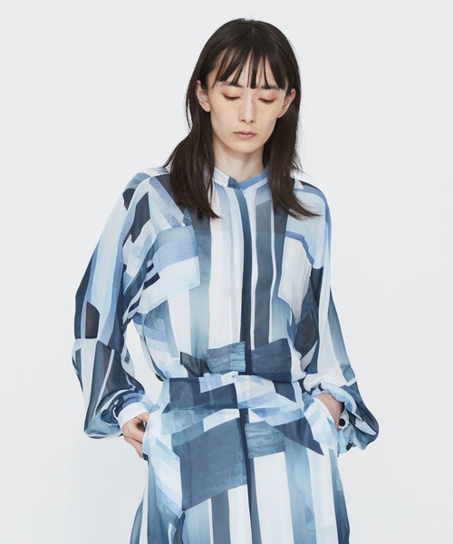 HARUNOBUMURATA(ハルノブムラタ)の「【HARUNOBUMURATA/ハルノブムラタ】別注 HAYES by KYOTO MARBLE/パフスリーブシアーブラウス/京都マーブル(シャツ/ブラウス・レディース・ライトブルー/ダークブルー・34/36)」の13枚目の写真