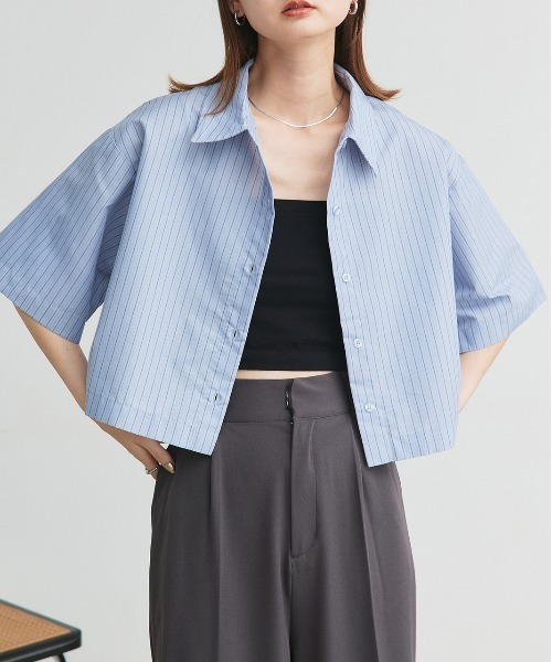 ad thie(アドティエ)の「ハーフスリーブ ショート丈 マルチストライプシャツ(シャツ/ブラウス・レディース・ピンク/ブルー・FREE)」の2枚目の写真