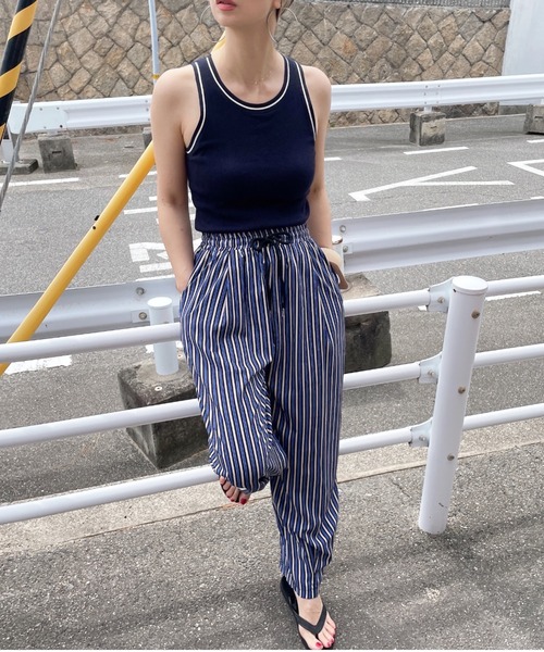 ISOOK（アイスー）の「ストライプワイドパンツ(comochi select) / イージーパンツ リラックスパンツ タック入り ビックシルエット ルーズ ハイウエスト ウエストゴム 柄パンツ ブルー 青（その他パンツ・レディース・ブルー・FREE）」の2枚目の写真