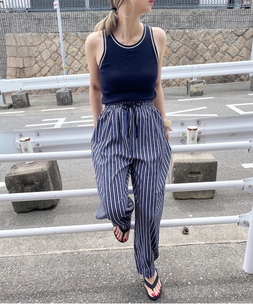 ISOOK（アイスー）の「ストライプワイドパンツ(comochi select) / イージーパンツ リラックスパンツ タック入り ビックシルエット ルーズ ハイウエスト ウエストゴム 柄パンツ ブルー 青（その他パンツ・レディース・ブルー・FREE）」の6枚目の写真