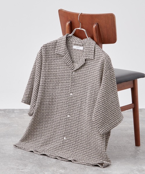 B.C STOCK（ベーセーストック）の「《追加》インドレース アソートオープンカラーシャツ（シャツ/ブラウス・メンズ・ブラウン/ブラック系その他/ブルー系その他/ブラック/ネイビー/レッド・MEDIUM/LARGE）」の2枚目の写真