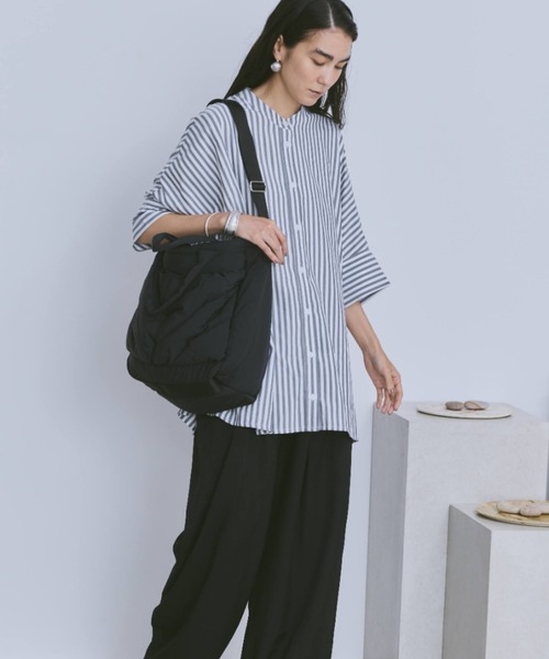 小さな「リブラ」ショルダーバッグ Libra Cue ショルダーバッグ バッグ 「A4サイズ収納可」ワン