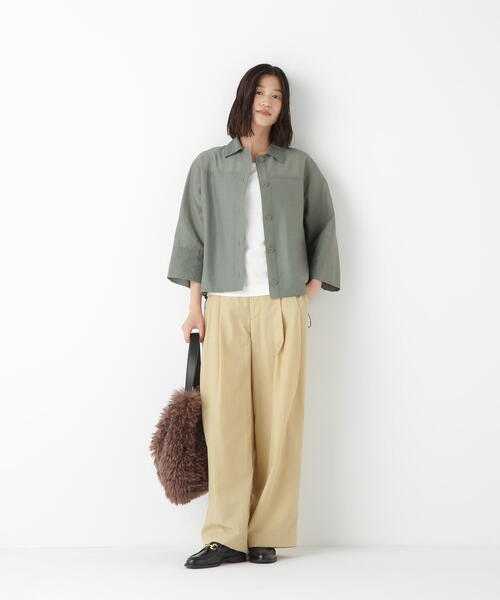 human woman(ヒューマンウーマン)の「◆ 綿ナイロンタッサータックワイドパンツ(その他パンツ・レディース・ベージュ/カーキ・MEDIUM)」の16枚目の写真