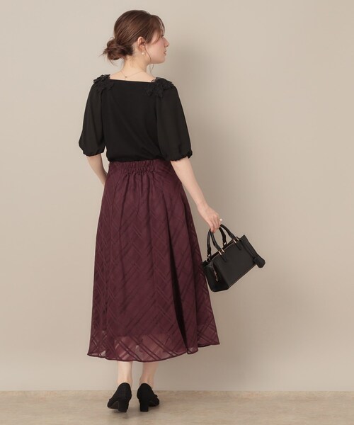 couture brooch(クチュールブローチ)の「【マシンウォッシャブル・UVケア・接触冷感】ラグランレースドッキングカットソー(Tシャツ/カットソー・レディース・オフホワイト/ブラック/サンドベージュ・40/42/38/36)」の12枚目の写真