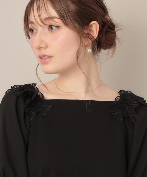 couture brooch(クチュールブローチ)の「【マシンウォッシャブル・UVケア・接触冷感】ラグランレースドッキングカットソー(Tシャツ/カットソー・レディース・オフホワイト/ブラック/サンドベージュ・40/42/38/36)」の16枚目の写真