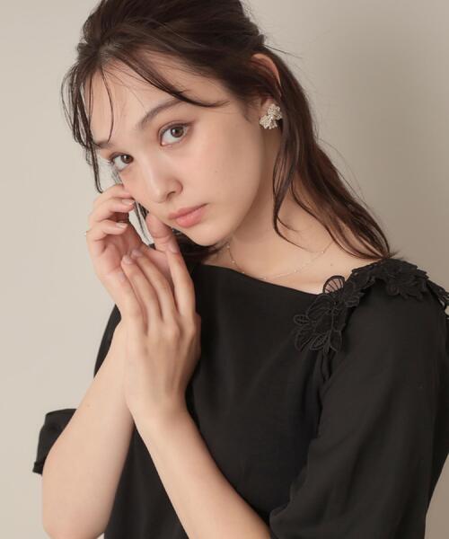 couture brooch(クチュールブローチ)の「【マシンウォッシャブル・UVケア・接触冷感】ラグランレースドッキングカットソー(Tシャツ/カットソー・レディース・オフホワイト/ブラック/サンドベージュ・40/42/38/36)」の19枚目の写真