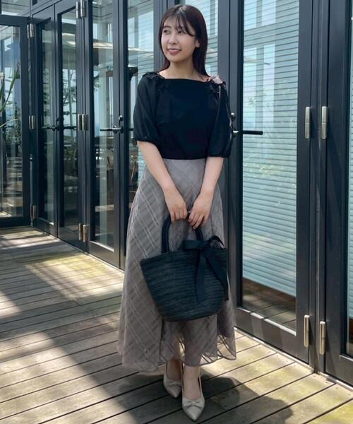 couture brooch(クチュールブローチ)の「【マシンウォッシャブル・UVケア・接触冷感】ラグランレースドッキングカットソー(Tシャツ/カットソー・レディース・オフホワイト/ブラック/サンドベージュ・40/42/38/36)」の21枚目の写真