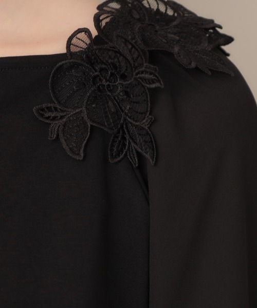 couture brooch(クチュールブローチ)の「【マシンウォッシャブル・UVケア・接触冷感】ラグランレースドッキングカットソー(Tシャツ/カットソー・レディース・オフホワイト/ブラック/サンドベージュ・40/42/38/36)」の9枚目の写真