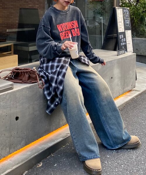 CIAOPANIC TYPY（チャオパニックティピー）の「【UNISEX】NEWアシッドウォッシュ加工/裏毛ロゴスウェット（スウェット・レディース・ブラック/ネイビー/ブラウン/グレー/レッド/サックスブルー/イエロー/インディゴブルー・MEDIUM/LARGE）」の20枚目の写真