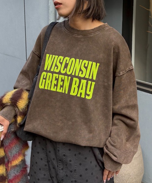 CIAOPANIC TYPY（チャオパニックティピー）の「【UNISEX】NEWアシッドウォッシュ加工/裏毛ロゴスウェット（スウェット・レディース・ブラック/ネイビー/ブラウン/グレー/レッド/サックスブルー/イエロー/インディゴブルー・MEDIUM/LARGE）」の3枚目の写真