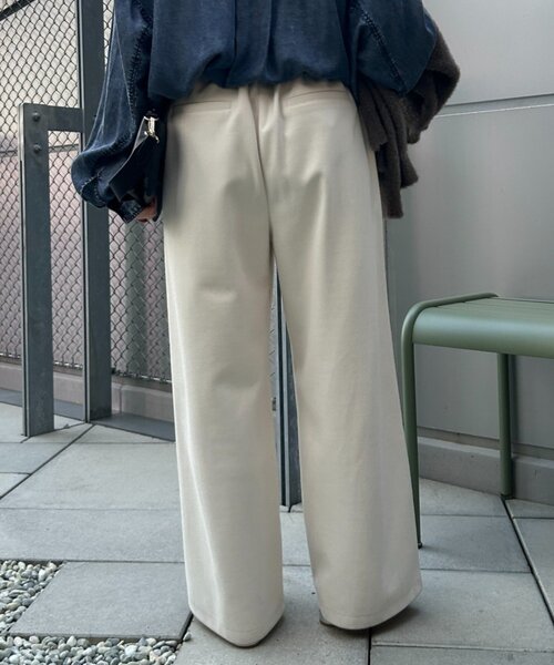 Jena espace merveilleux(ジェナ エスパスメルヴェイユ)の「【名品!あったかパンツ】ウールライクイージーパンツ(その他パンツ・レディース・アイボリー/チャコールグレー/ベージュ・1/2)」の9枚目の写真