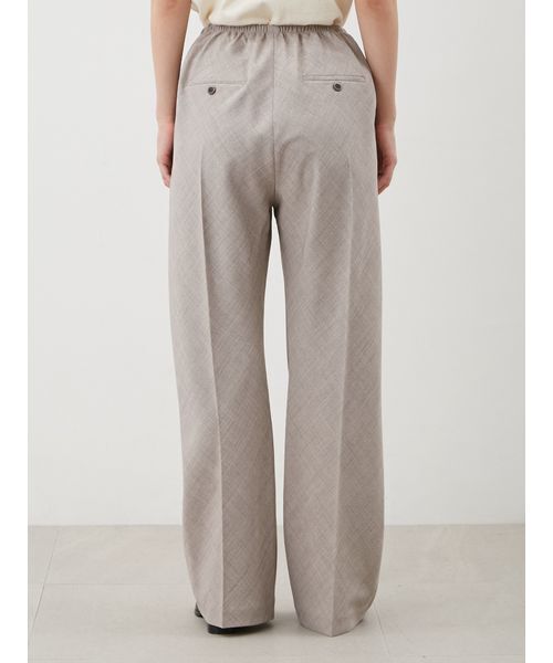 Mila Owen（ミラオーウェン）の「リネンライクセンタープレスワイドイージーパンツ（スラックス・レディース・ブラック/モカ/ホワイト・0/1）」の7枚目の写真