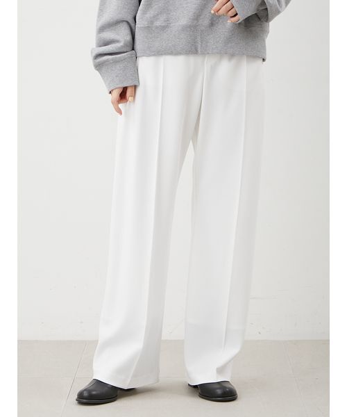 Mila Owen（ミラオーウェン）の「リネンライクセンタープレスワイドイージーパンツ（スラックス・レディース・ブラック/モカ/ホワイト・0/1）」の15枚目の写真