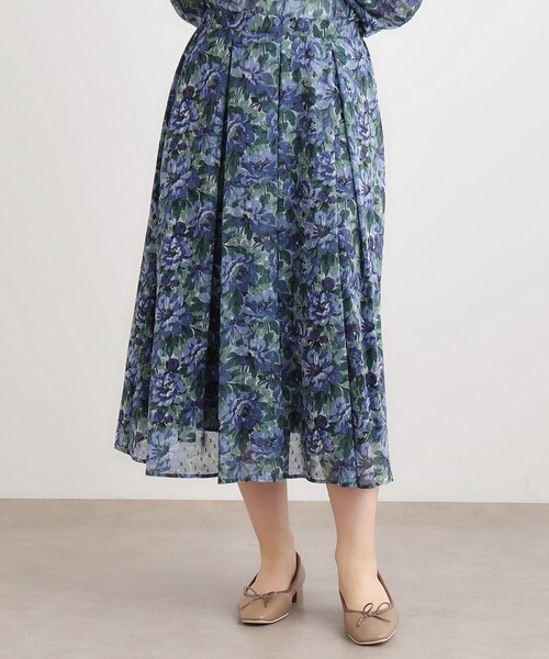 LAURA ASHLEY(ローラアシュレイ)の「【洗える/同柄アイテムあり】ケラウェイ柄 ドビースカート(スカート・レディース・ネイビー系7/レッド系1・38/40)」の7枚目の写真