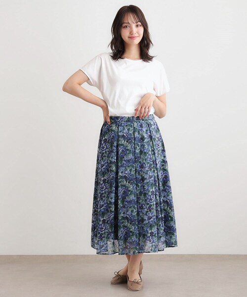 LAURA ASHLEY(ローラアシュレイ)の「【洗える/同柄アイテムあり】ケラウェイ柄 ドビースカート(スカート・レディース・ネイビー系7/レッド系1・38/40)」の9枚目の写真