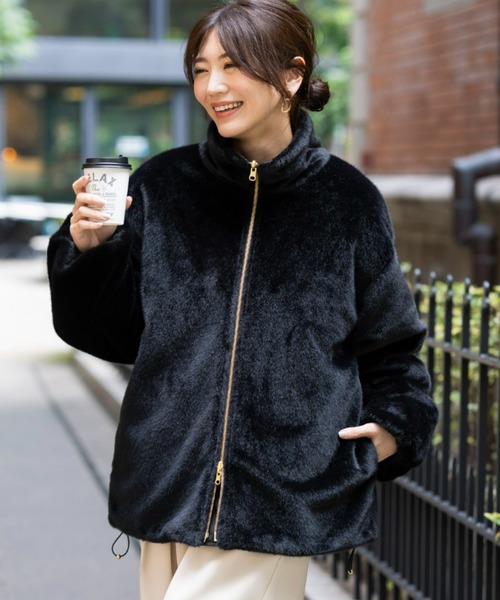 UNDOVE（アンドゥーブ）の「UNDOVE　中綿キルトリバーシブルファーコート　【ファージャケット/ファー/もこもこ/ゴールドジップ/2WAY/キルトジャケット/キルトコート/はっ水/防汚/UV/蓄熱中綿】（ダウンジャケット/コート・レディース・カーキ/アイボリー/ブラック・MEDIUM/LARGE/X-LARGE）」の16枚目の写真