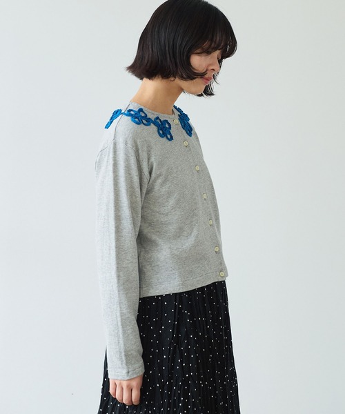 bulle de savon（ビュルデサボン）の「△くるくるはなテープ刺繍 カーディガン（Tシャツ/カットソー・レディース・ブラック/グレー・FREE）」の7枚目の写真