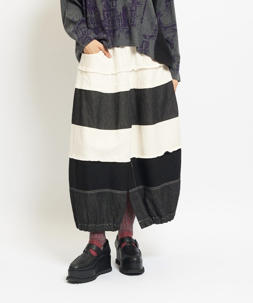 gomme（ゴム）の「8ozデニム　マルチSKT（デニムスカート・レディース・アイボリー/ブラック/インディゴブルー・MEDIUM）」の2枚目の写真