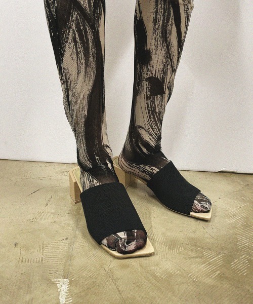 UNTISHOLD（アンチショルド）の「【UNTISHOLD】Andra（サンダル・レディース・ブラック/オレンジ/ベージュ・36/37/38）」の4枚目の写真