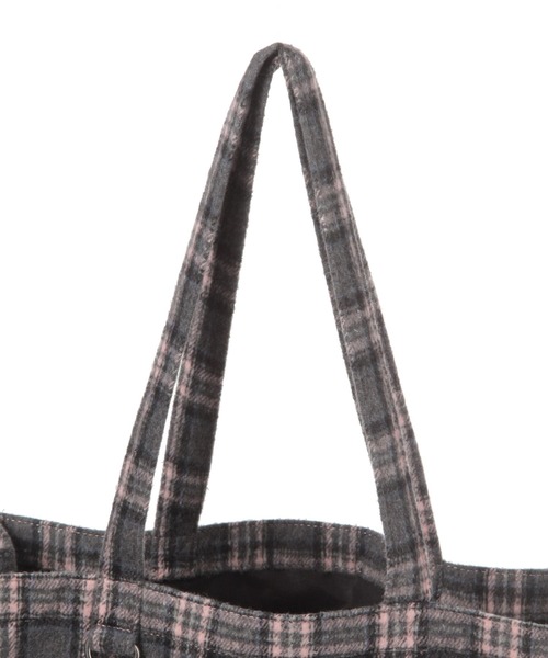 ALAND(エーランド)の「【UNISEX】ALAND/チェックマチトート(トートバッグ・レディース・ブラック/ブラウン/グレー/オフホワイト/ネイビー/ライトグレー・FREE)」の17枚目の写真