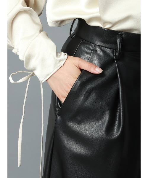 CIS.（シス）の「CIS． ワイドパンツ ハンドウォッシュ エコレザー 無地（その他パンツ・レディース・ブラック・34(5号)/36(7号)/38(9号)/40(11号)）」の10枚目の写真