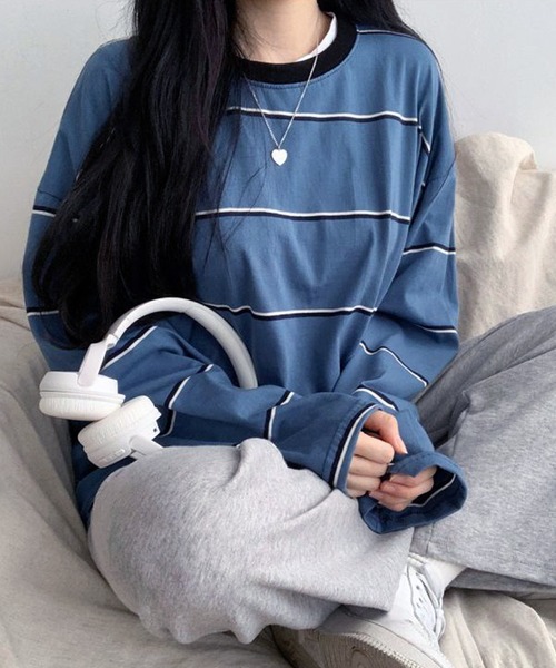 VIBGYOR（ヴィブジョー）の「オーバーサイズ ボーダー ロンT／長袖カットソー(CZ)（Tシャツ/カットソー・レディース・ホワイト/ブルー・MEDIUM/LARGE）」の2枚目の写真