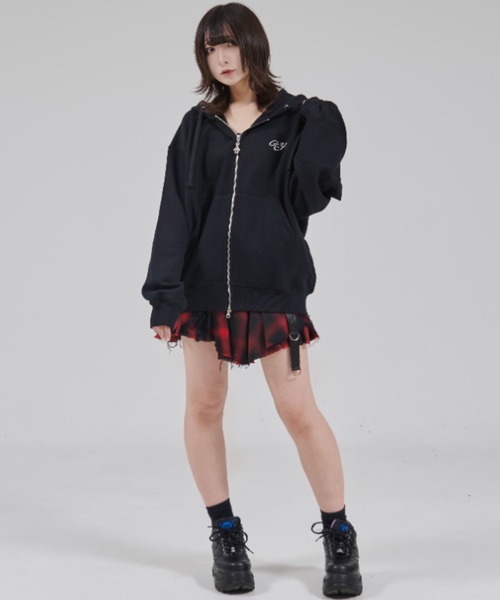 OY/オーワイ』DOLLY STONE EAR HOODIE ZIP UP/ドリーストーン イヤー