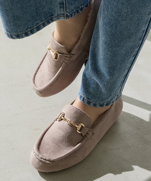 Honeys(ハニーズ)の「ビット付モカシンシューズ(モカシン/デッキシューズ・レディース・チャコール/グレイッシュベージュ・L/LL/M/S)」の1枚目の写真