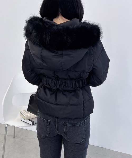 ショート丈ファーフード付ウエストベルトエコダウンコート（ダウン