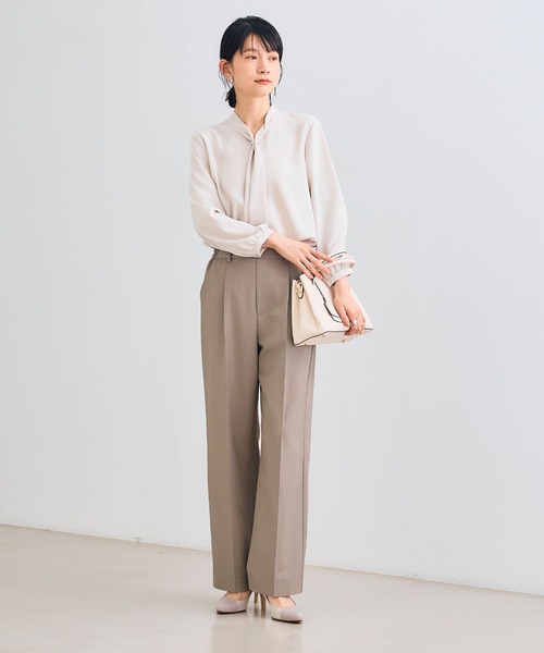 CROSS FUNCTION（クロスファンクション）の「《シワになりにくい》シルキーサテンパールボウタイブラウス【CROSS FUNCTION/クロスファンクション】（シャツ/ブラウス・レディース・ライトベージュ/オフホワイト・M/L/LL）」の20枚目の写真