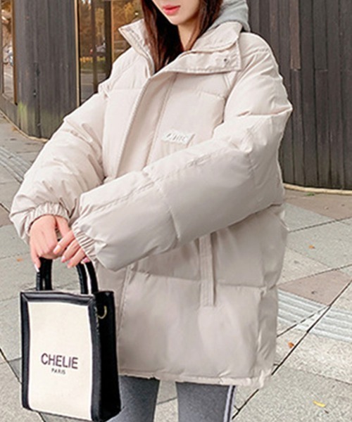 SallyLunn(サリーラン)の「ワンポイントロゴ中綿ブルゾン(ブルゾン・レディース・ホワイト/ブラック/ブルー・MEDIUM/LARGE)」の8枚目の写真