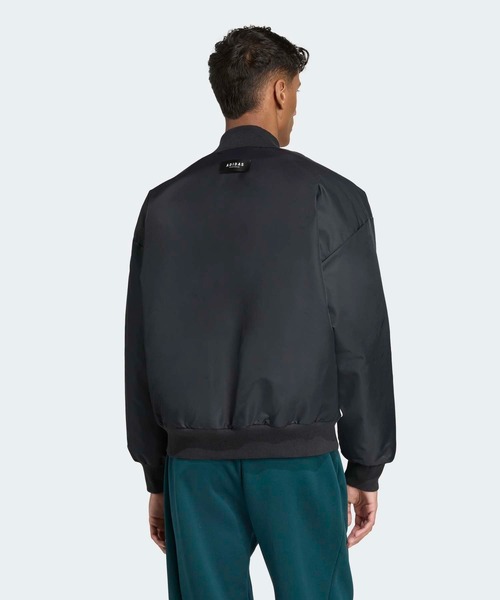 adidas（アディダス）の「スタジアム ボンバー / アディダス adidas（MA-1・メンズ・ホワイト/ブラック・3XL/X-LARGE/MEDIUM/LARGE/XX-LARGE/SMALL）」の9枚目の写真