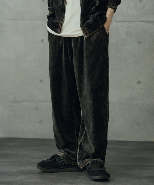 RATTLE TRAP（ラトルトラップ）の「コットンベロアパウダー加工トラックパンツ（その他パンツ・メンズ・ブラック・L/M）」の4枚目の写真