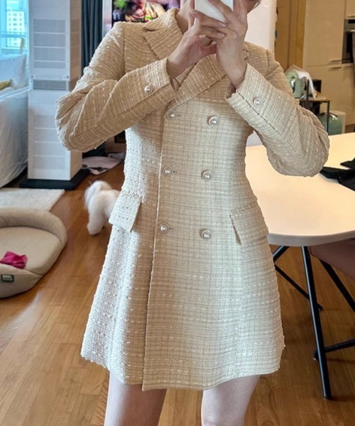 FREE STYLISTS(フリー スタイリスト)の「YUGA_YGMC Tweed double-button dress(ワンピース・レディース・ベージュ/ブラック/ホワイト・S/M)」の3枚目の写真