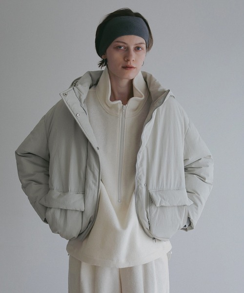 MANOF(マノフ)の「POCKET DOWN JACKET(ダウンジャケット/コート・レディース・ブルー/ブラック/アイボリー・M/S)」の9枚目の写真