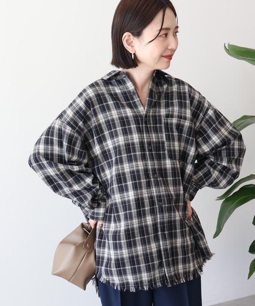 AMERICAN HOLIC(アメリカンホリック)の「フリンジヘム起毛チェックシャツ(シャツ/ブラウス・レディース・ブルー系その他3/ブラック系その他3・L/M)」の5枚目の写真
