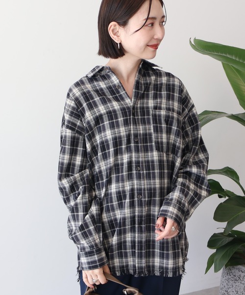 AMERICAN HOLIC(アメリカンホリック)の「フリンジヘム起毛チェックシャツ(シャツ/ブラウス・レディース・ブルー系その他3/ブラック系その他3・L/M)」の4枚目の写真