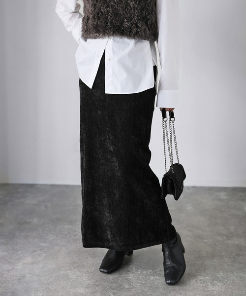 Riberry（リベリー）の「ベロアナローロングスカート（スカート・レディース・アイボリー/ブラウン/チャコールグレー/ブラック・MEDIUM）」の9枚目の写真