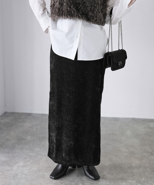 Riberry（リベリー）の「ベロアナローロングスカート（スカート・レディース・アイボリー/ブラウン/チャコールグレー/ブラック・MEDIUM）」の13枚目の写真
