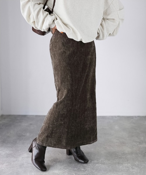 Riberry（リベリー）の「ベロアナローロングスカート（スカート・レディース・アイボリー/ブラウン/チャコールグレー/ブラック・MEDIUM）」の17枚目の写真