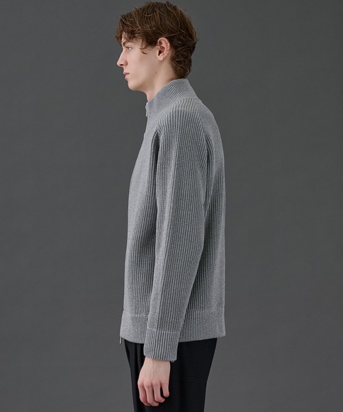 UNITED TOKYO（ユナイテッドトウキョウ）の「《残りわずか》ウールリブジップドライバーズニット　｜ストレッチ性/防寒/冬服/ハイネック/大人気/オフィスカジュアル/オケージョン/通勤/ウール/モックネック（ニット/セーター・メンズ・ブラック/グレー/ブラウン系その他/グレー系その他・1/3/2）」の9枚目の写真