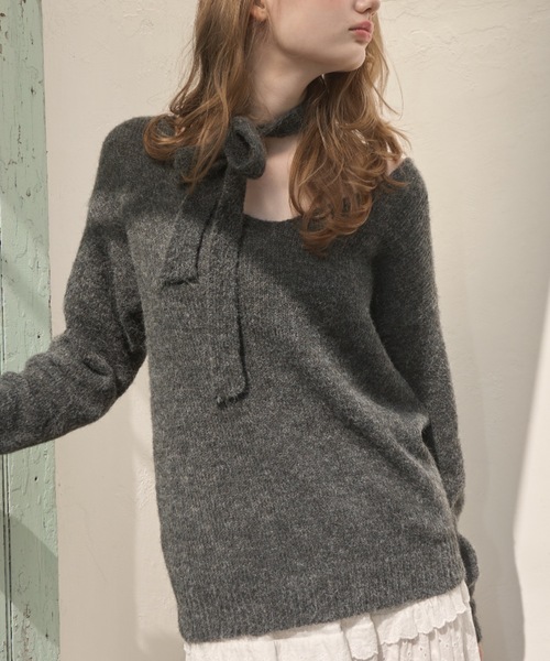 Birthday room(バースデイルーム)の「Vネックタイ付きニット/V-neck tie knit(ニット/セーター・レディース・ダークグレー/アイボリー・FREE)」の1枚目の写真