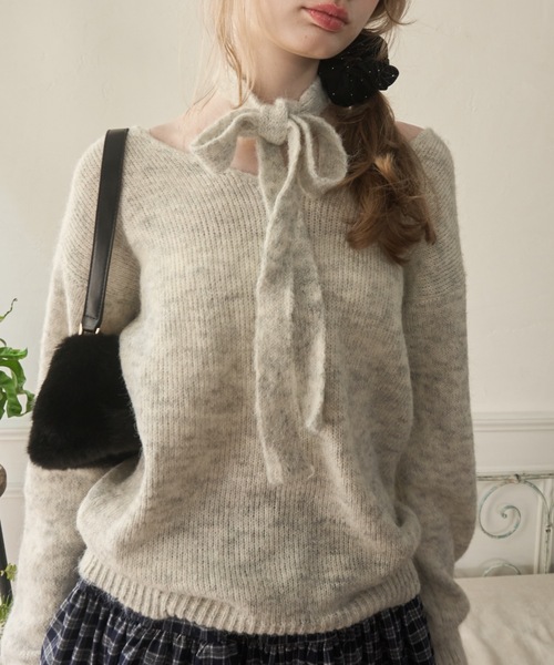 Birthday room(バースデイルーム)の「Vネックタイ付きニット/V-neck tie knit(ニット/セーター・レディース・ダークグレー/アイボリー・FREE)」の6枚目の写真