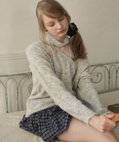 Birthday room(バースデイルーム)の「Vネックタイ付きニット/V-neck tie knit(ニット/セーター・レディース・ダークグレー/アイボリー・FREE)」の11枚目の写真