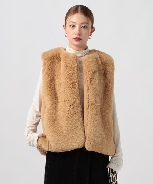 BAYFLOW(ベイフロー)の「【LANCER CLOTHING CORPORATION】ファーベスト(その他アウター・レディース・グレー/ブラック/ベージュ・FREE)」の3枚目の写真