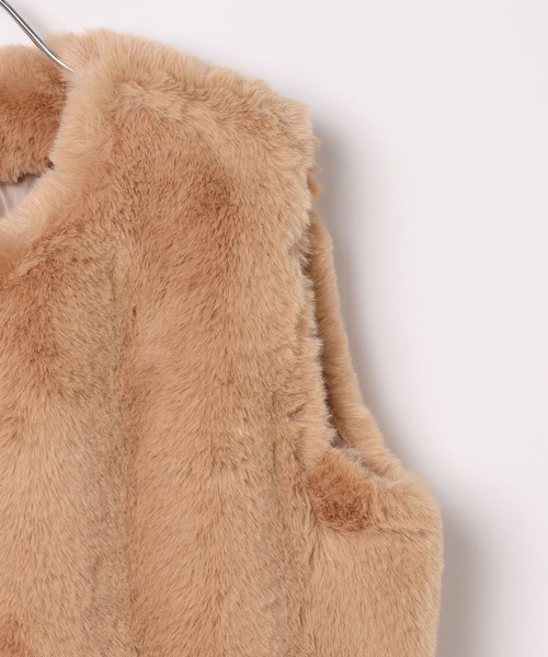 BAYFLOW(ベイフロー)の「【LANCER CLOTHING CORPORATION】ファーベスト(その他アウター・レディース・グレー/ブラック/ベージュ・FREE)」の6枚目の写真