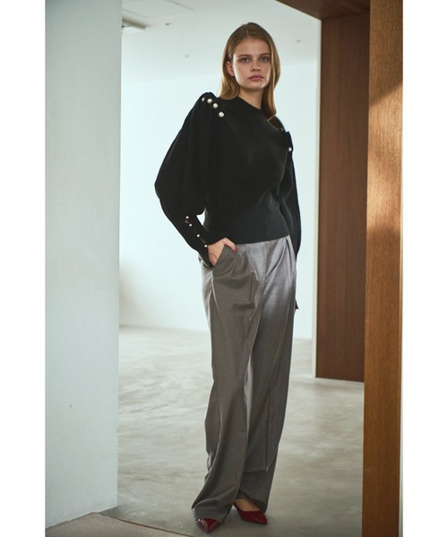Estella.K(エステラケー)の「Pearl Crew neck Slash-sleeve sweater パールスラッシュマトンスリーブニット(ニット/セーター・レディース・ライトベージュ/ブラック・FREE)」の14枚目の写真