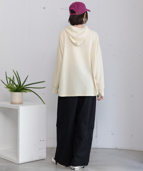 POU DOU DOU（プードゥドゥ）の「ヘンリーネックフーディトップス（Tシャツ/カットソー・レディース・ブルー/グレー/キナリ・M）」の10枚目の写真