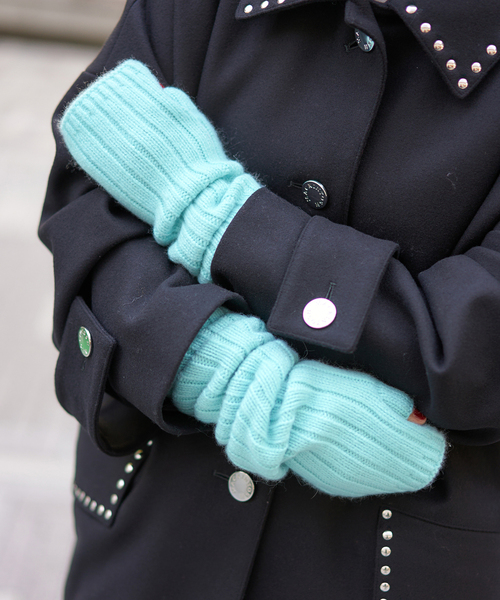 IENA(イエナ)の「y YO/イーヨ Arm Warmers アームウォーマー 552-55-70001-25(その他小物・レディース・キャメル/レッド/チャコールグレー/スカイブルー・1)」の17枚目の写真